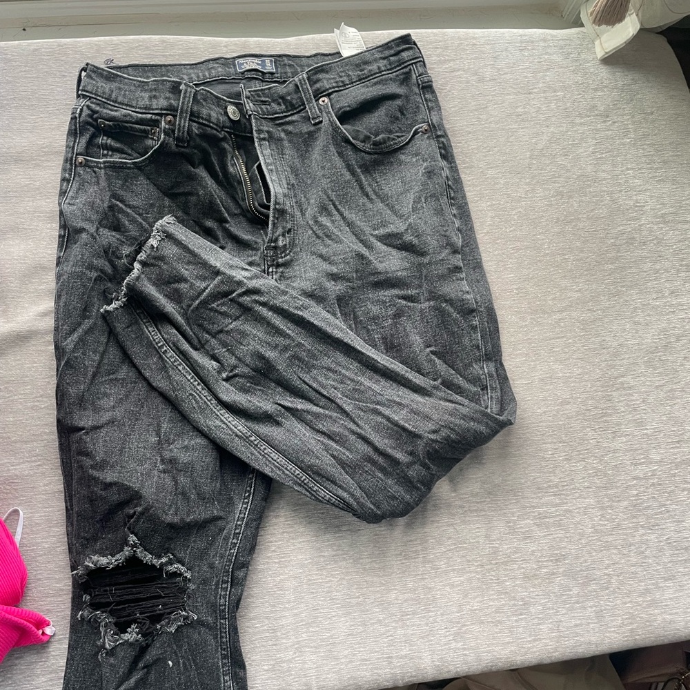 Abercrombie & Fitch Women's Black Washed Distressed Jeans